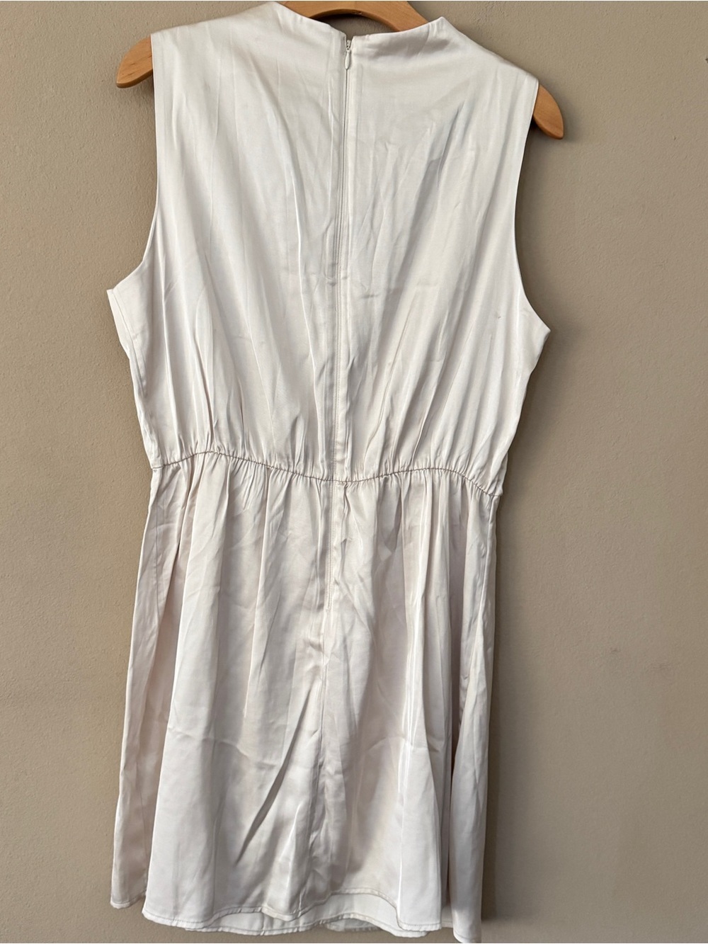 NWT ABERCROMBIE & FITCH Champagne High Neck Ruched Mini Dress Size L - Picture 5 of 8